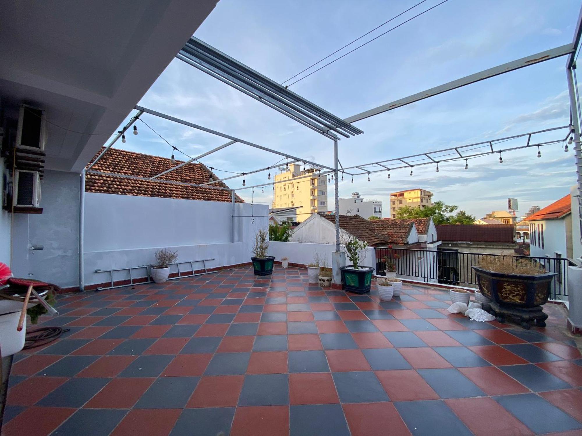 Aumori Hostel Донг Хой Екстериор снимка